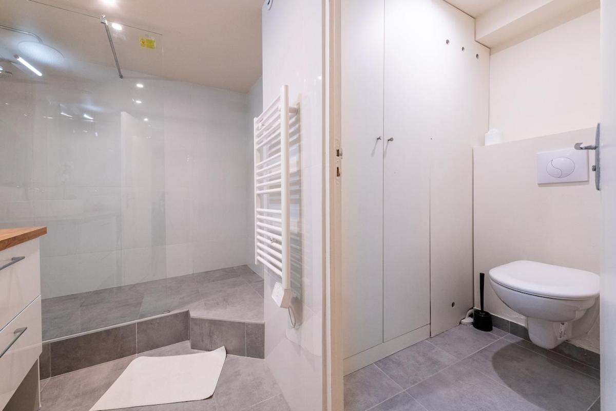 Appartamento Avenue Breteuil Family - 11 Pers - Unique - Cosy Parigi